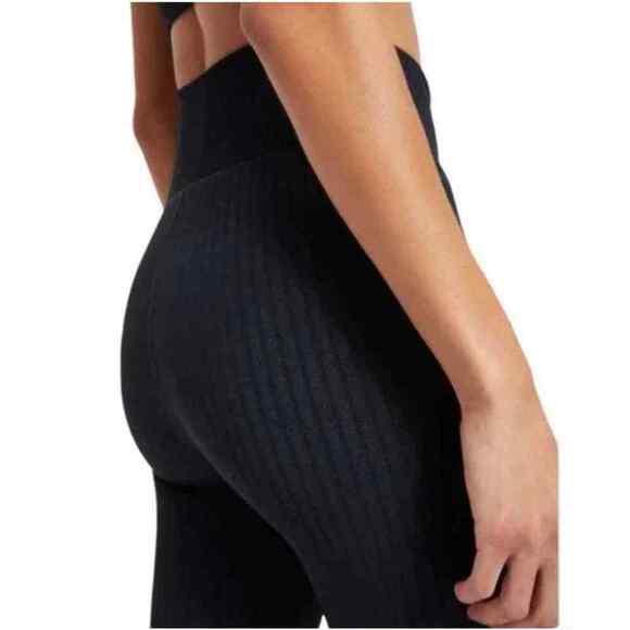 Good American Leggings Womens 3/4 Black Wide Ribbed Shine Seamless Leggings NEW - Picture 3 of 15
